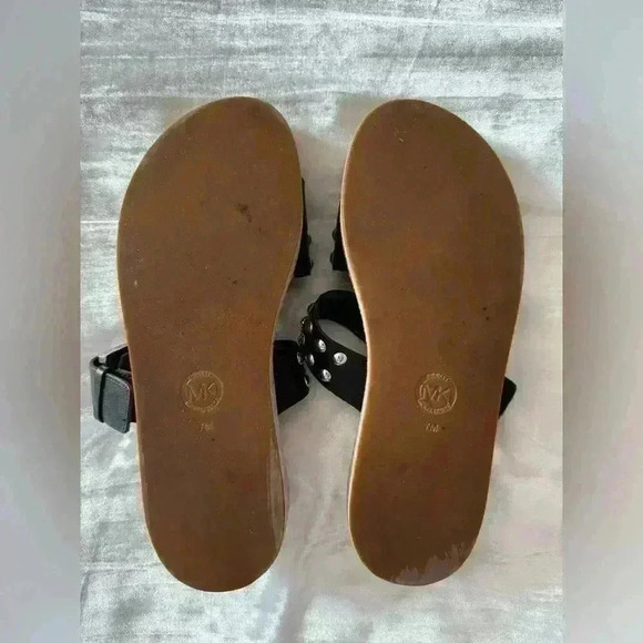 Michael Kors Ansel Sandal - Picture 3 of 4